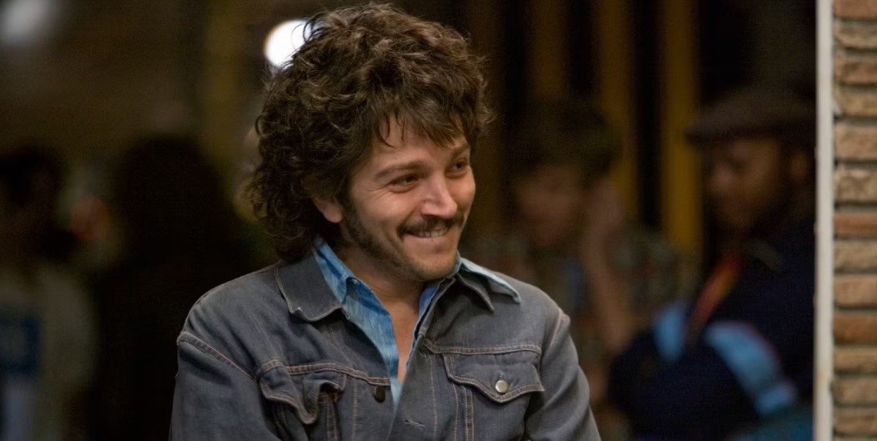 Diego Luna Fan Mail Address....