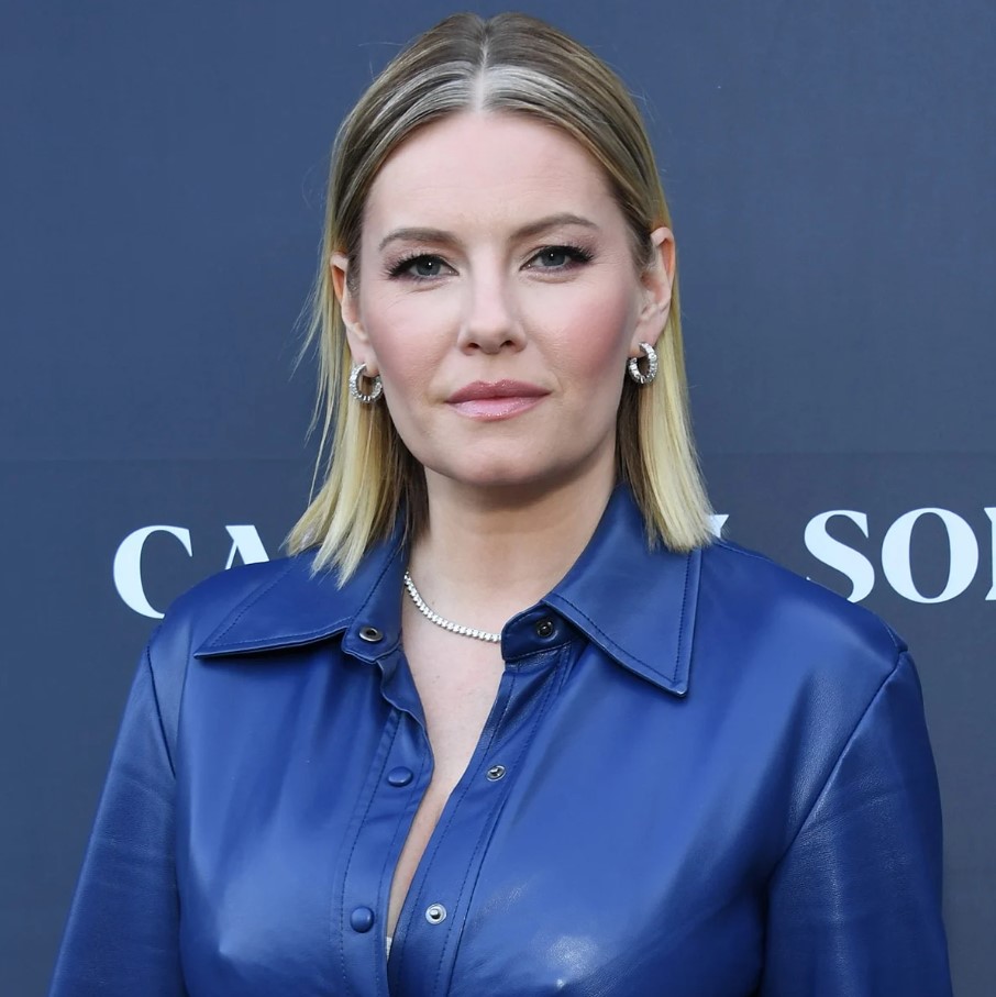 Elisha Cuthbert Fan Mail Address