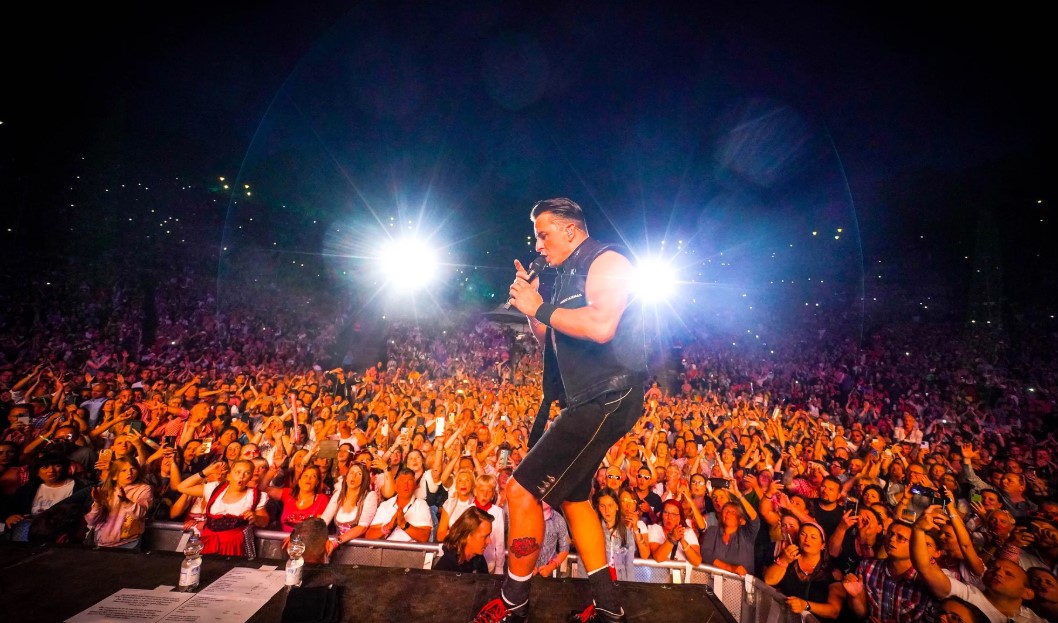 Andreas Gabalier Fan Mail Address